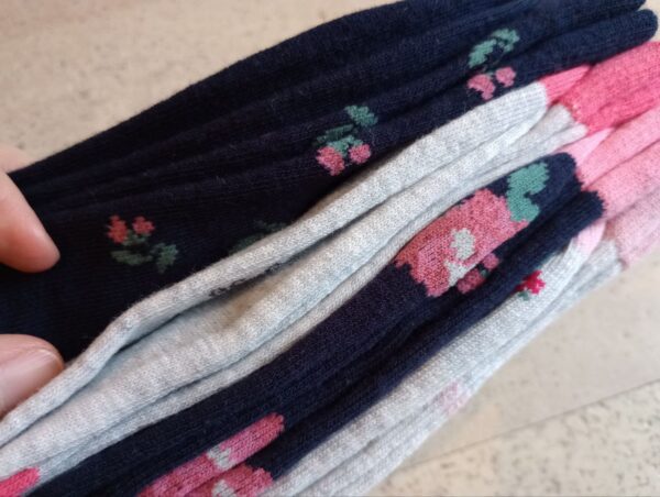 NEU mit Etikett - 4 Paar Socken in 4 Farben (73% Baumwolle) Gr. 35-38