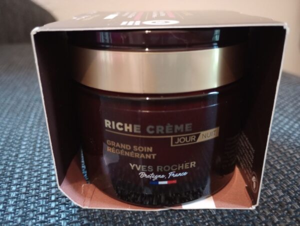NEU - Tag und Nacht Riche Crème Intensivpflege 75ml - Yves Rocher