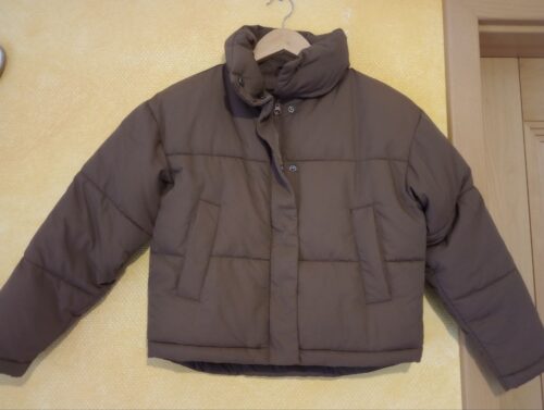 SEHR GUT - warme braune Steppjacke tailliert Mädchen Größe 140