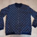 NEU - dunkelblau mit weißem Muster Blouson Jacke Größe M