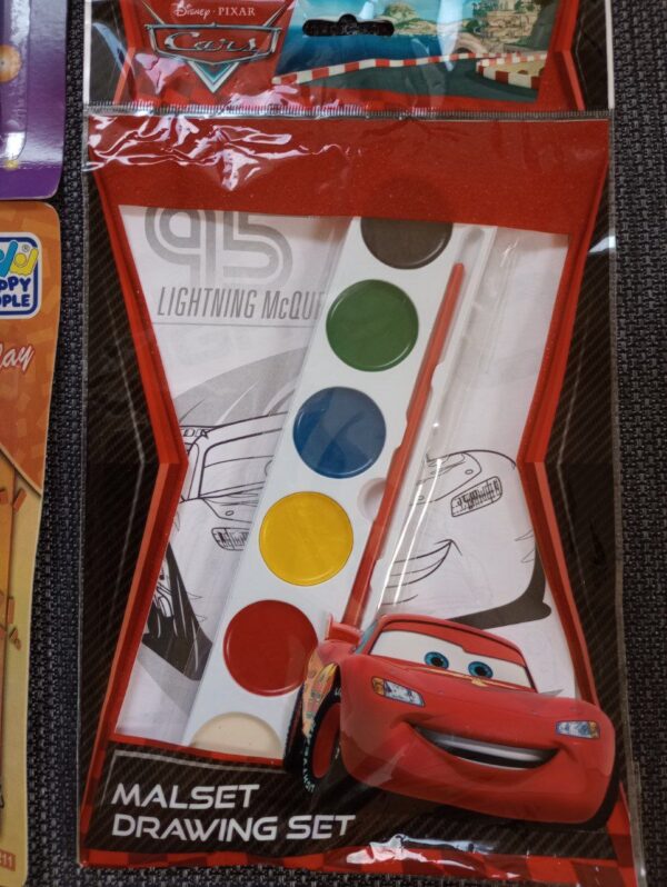 NEU - Pinsel + Becher, Knete, Schere, Cars Malset + Wasserfarben