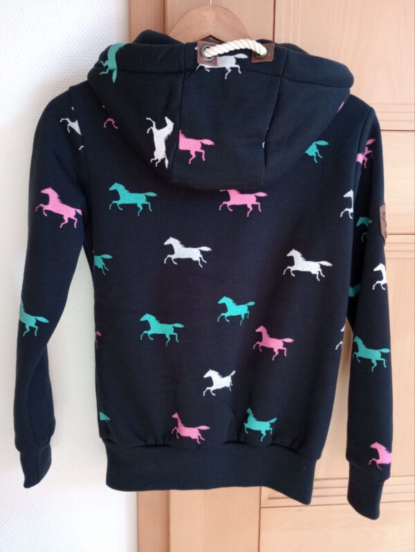 NEU! - VIN TE Pferde Sweat Hoodie Fleece Übergangsjacke (Gr. 146) NEU! - VIN TE Pferde Sweat Hoodie Fleece Übergangsjacke (Gr. 146)